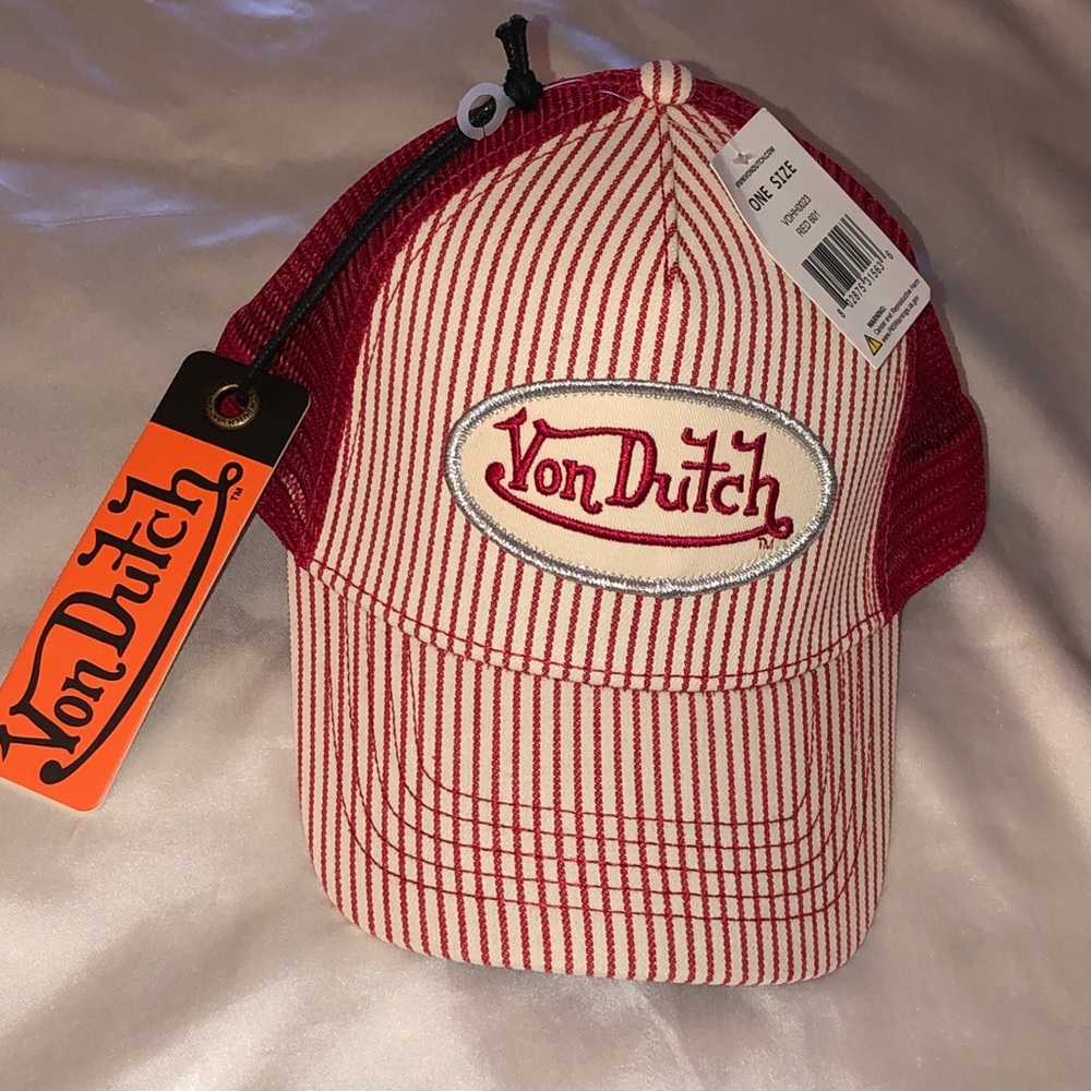 Von Dutch Red & White Pinstripe Railroad Mesh Trucker Cap Logo Patch OS NWT